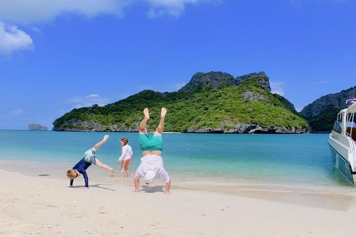 Angthong Park Speedboat Tour: Sightseeing & Snorkelling Adventure