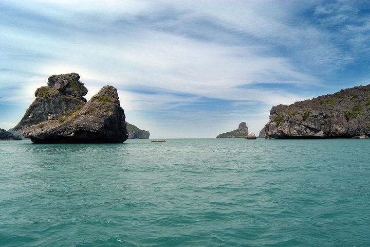 Angthong Park Speedboat Tour: Sightseeing & Snorkelling Adventure