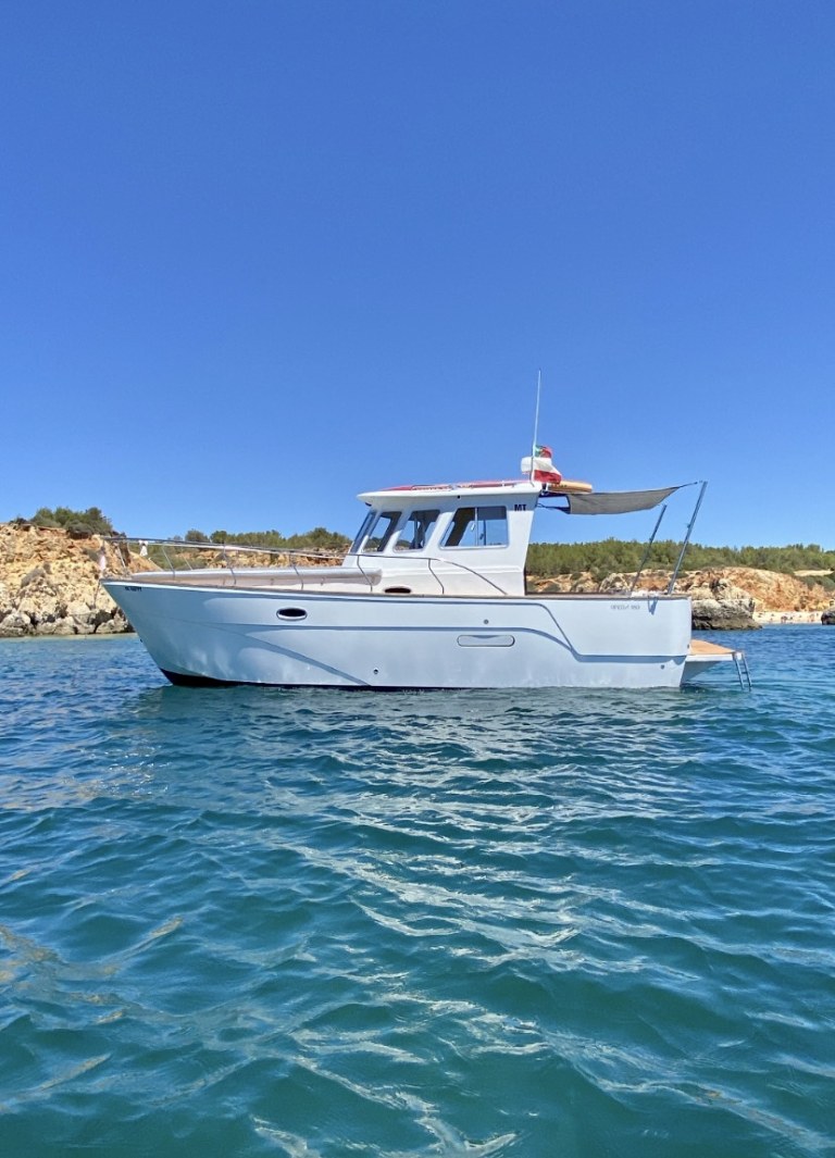BE HAPPY – Private Boat Tour -- Full Day (7:00)