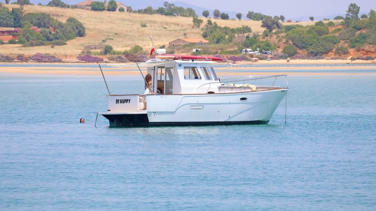 BE HAPPY – Private Boat Tour - Half Day (3:30)