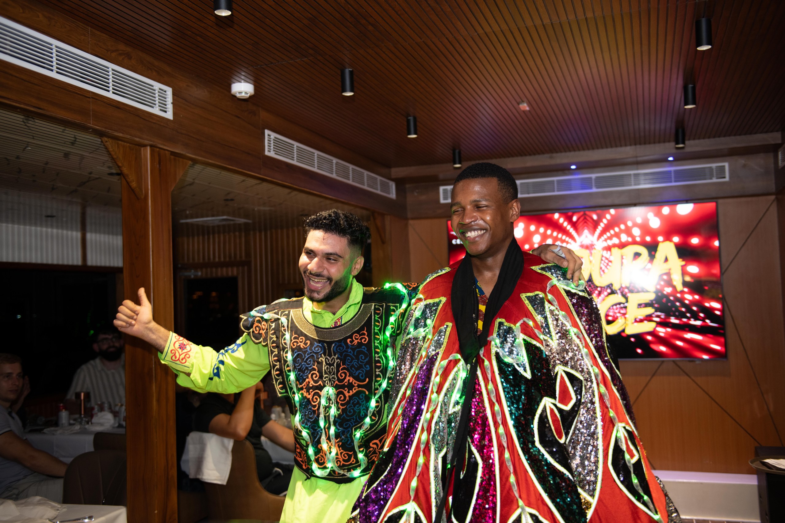 Dubai Marina: Luxury Dinner Cruise 5 Star Buffet & Live Shows - Main Deck