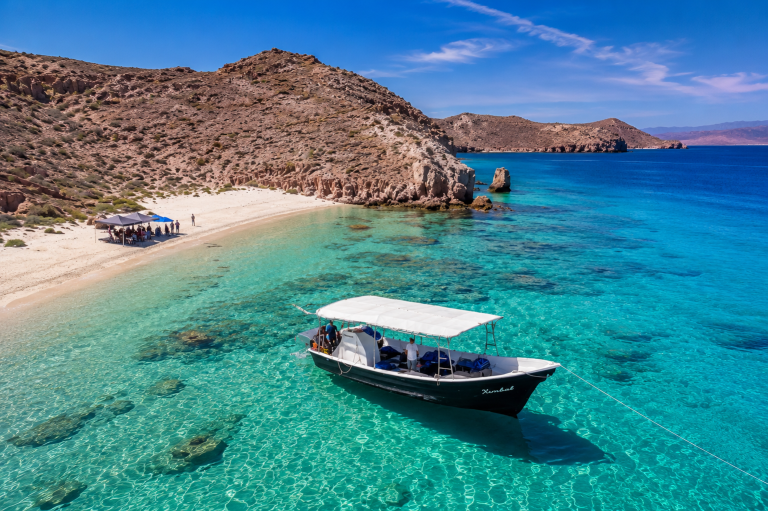 Espiritu Santo Island Tour with Sea Lion Snorkeling