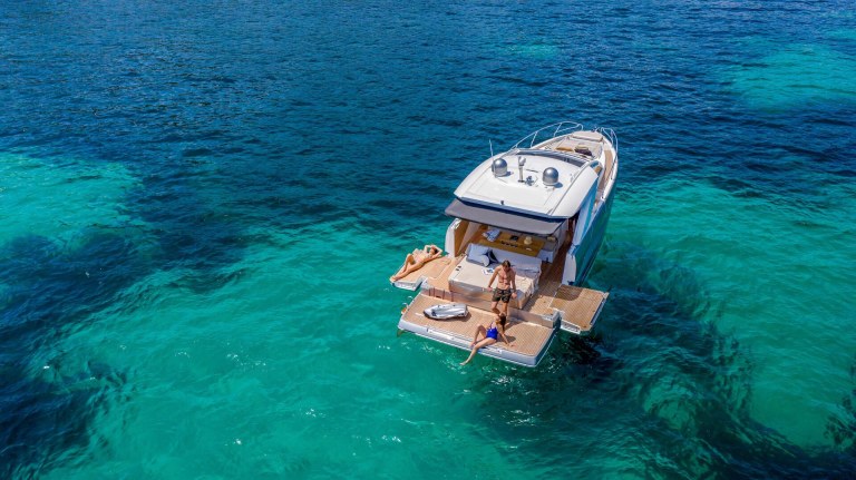 Jeanneau DB43 - Private Boat Tour - Sunset (2:30h)