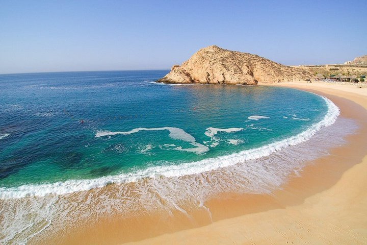 Los Cabos Snorkeling Tour by Boat with Open Bar and Music