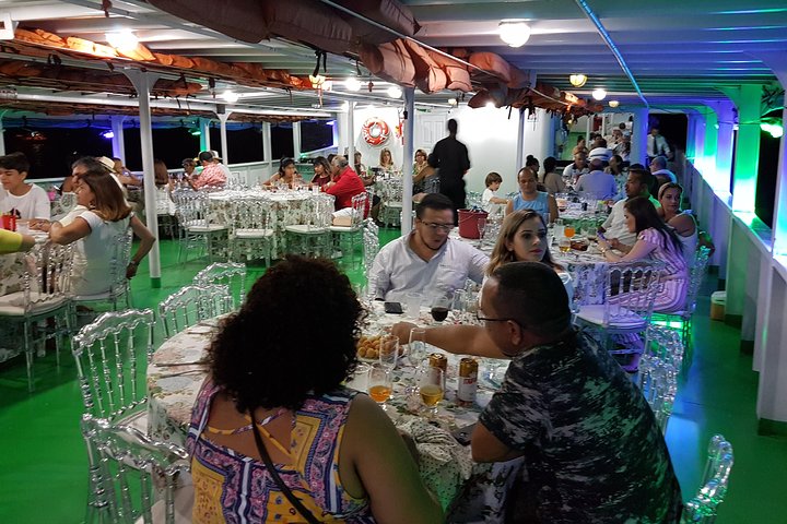Manaus Reveillon by boat - Reveillon em Manaus de Barco!