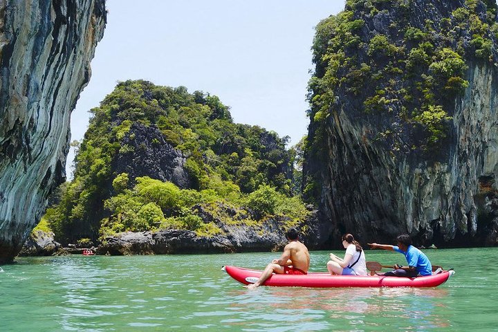 Canoeing with guide