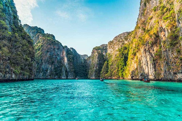 Phi Phi Leh Lagoon