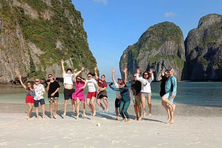 Phi Phi Sunset & Shark Spotting – Small Group