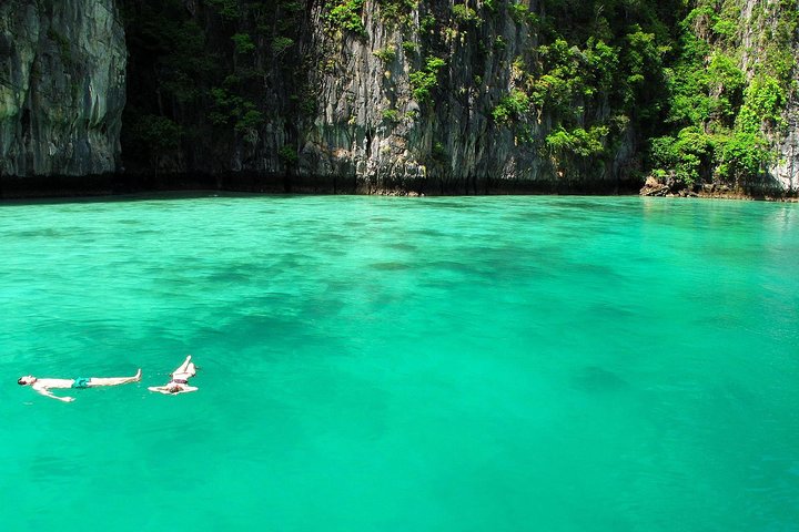 Phuket to Phi Phi Islands: Daytime Discovery Tour
