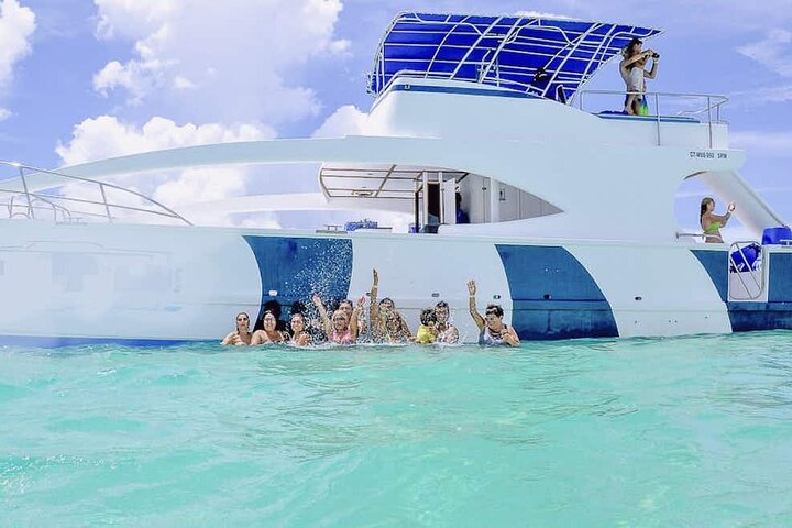 Puerto Plata Party Boat Cruise with Snorkeling and Open Bar