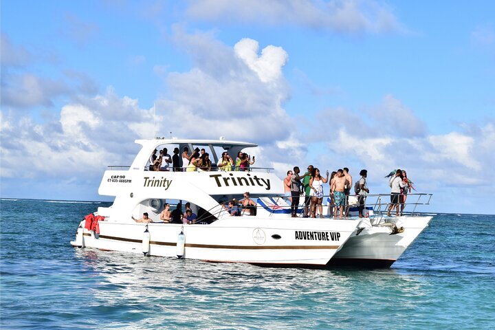 Welcome aboard the Liberty! Join the biggest bash on the Caribbean Sea with the Punta Cana Catamaran: Nonstop Spring Break Party Experience—music, dancing, and non-stop fun on the water!