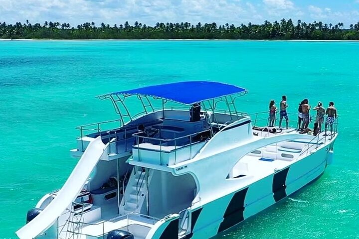Punta Cana Private Party Boat with Snorkeling and Open Bar