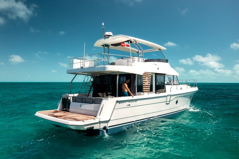ST48 – Private Boat Tour - Half Day (3:30)