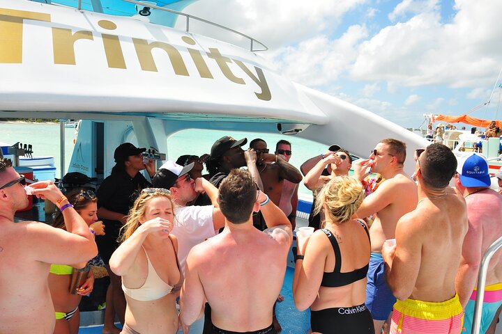 Join the ultimate party boat for incredible snorkeling, endless open bar drinks, and maximum fun in the clear waters of Punta Cana!
