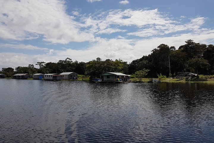 VIP Speedboat tickets from Santa Rosa (Border with Brazil) to Iquitos (Peru)