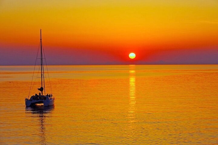 Zanzibar Sunset Catamaran Cruise from Kendwa with Open Bar