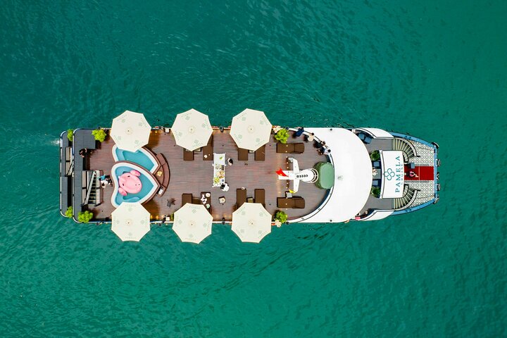 1 Day Pamela 5 Star Luxury Cruise From Halong Bay, Jacuzzi Pool