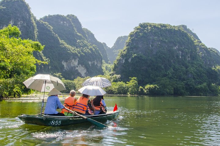 1 Day Visit Mua Cave - Trang An - Local Family - Cyling - Hoa Lu