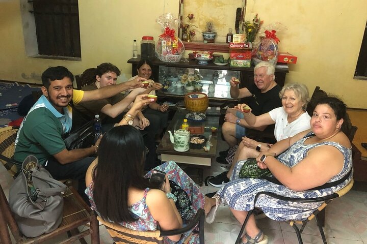 1 Day Visit Mua Cave - Trang An - Local Family - Cyling - Hoa Lu