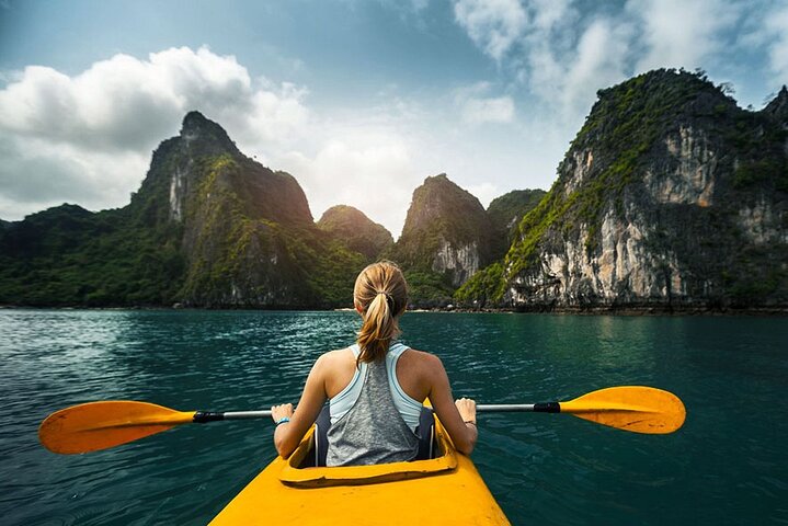 2 Days 1 Night Halong Bay Classic Cruise for Budget Travelers
