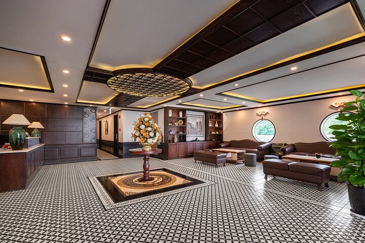 2 Days Le Journey Elegance 5 Star Cruise in Halong and Lan Ha Bay