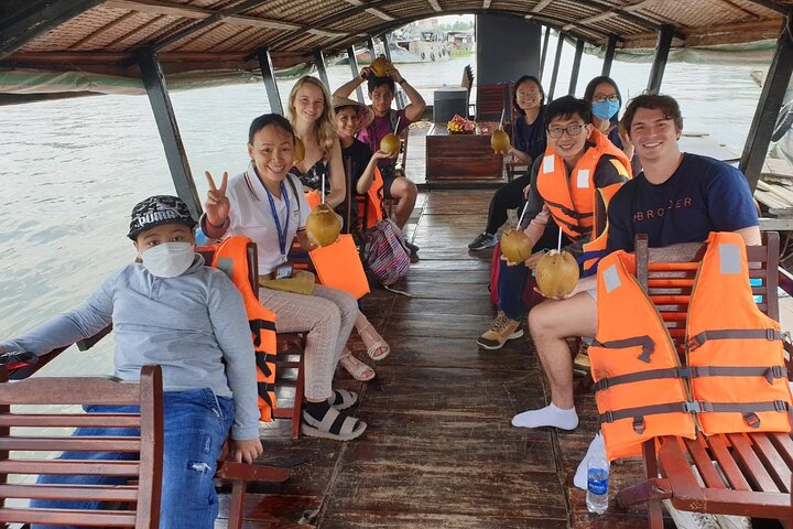 Cai Rang Floating Market & Mekong Delta 2-Day Tour overnight in Mekong Delta