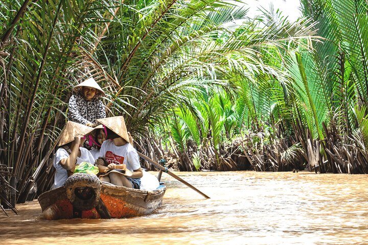Cai Rang Floating Market & Mekong Delta 2-Day Tour overnight in Mekong Delta
