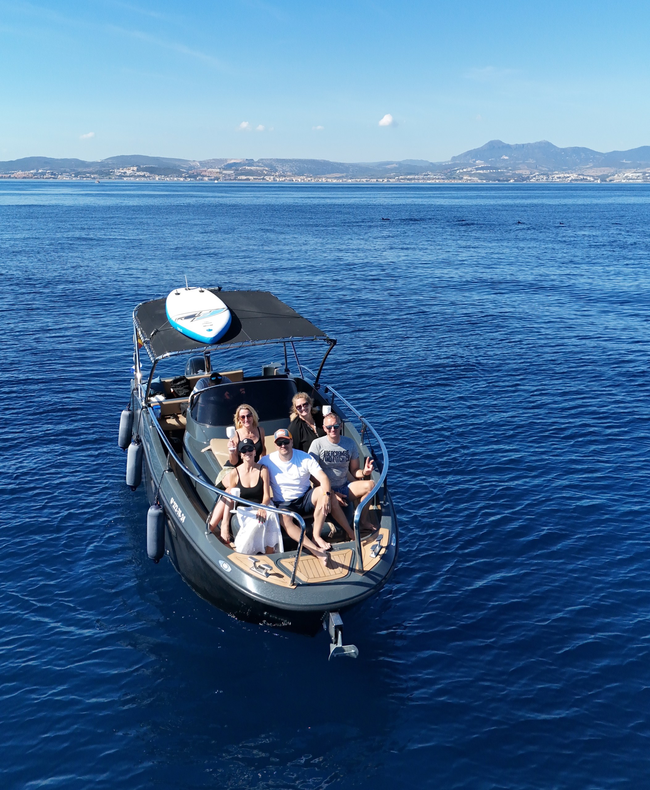 2H Private Dolphin Trip With Drinks Included in Estepona