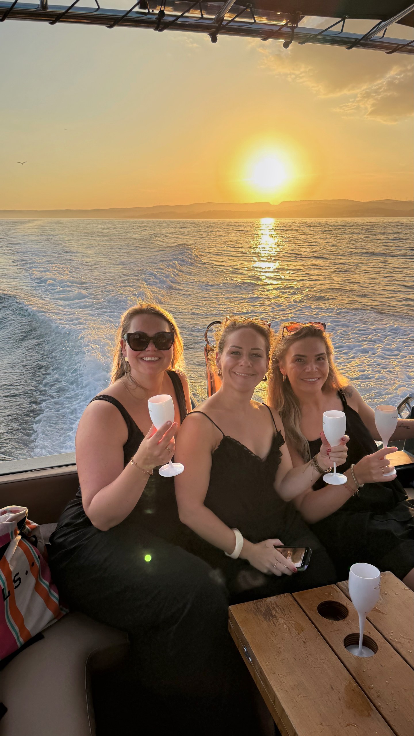 2H Sunset Cruise with Cava