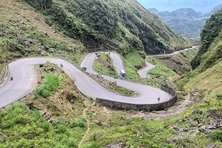 3-Day Ha Giang Loop Tour from Ha Noi and Return