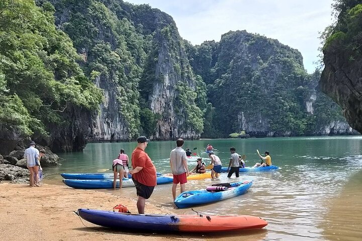 3-Island Kayaking Day Trip