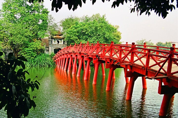 Hoan kie lake