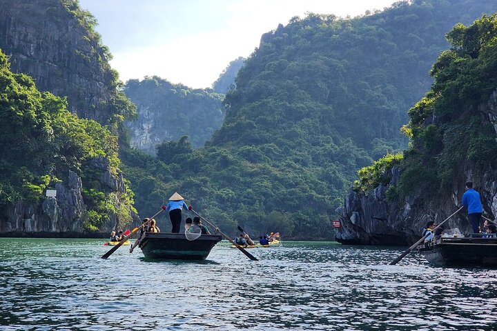 5-Days North Vietnam Package Tour: Hanoi, Halong Bay and Mai Chau