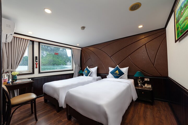 5-STAR Amanda Cruise - Ha Long Bay Explorer - 2 Days 1 Night