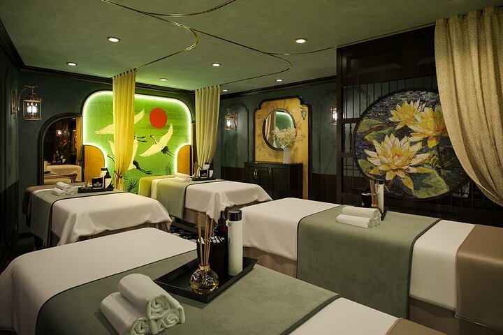 Catherine Cruises – 2D1N Ha Long Bay 6-Star Luxury Tour