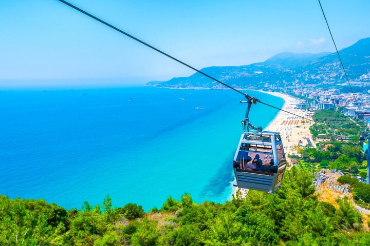 Alanya City Tour with Boat Tour, Cable Car and Lunch at Dimçay