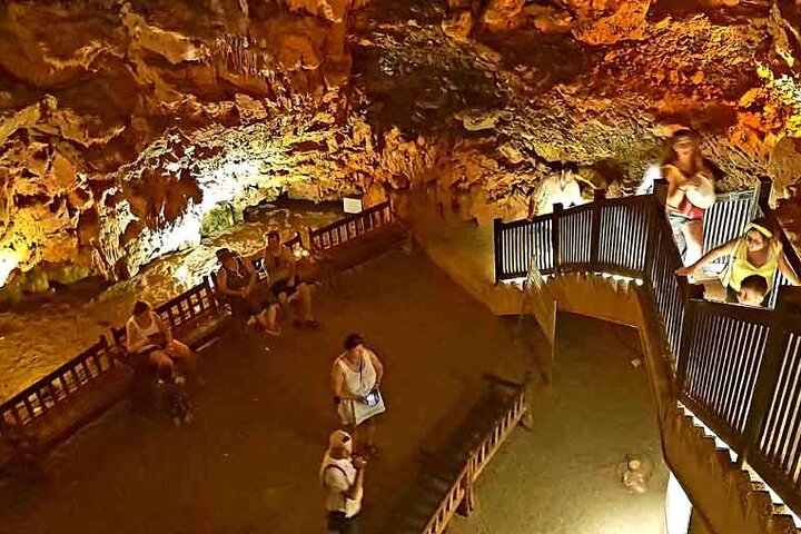 Alanya City Tour with Boat Tour, Cable Car and Lunch at Dimçay