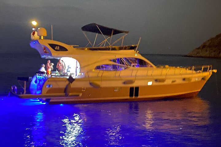 All-inclusive Private Luxury Yatch Tour in Alanya.
