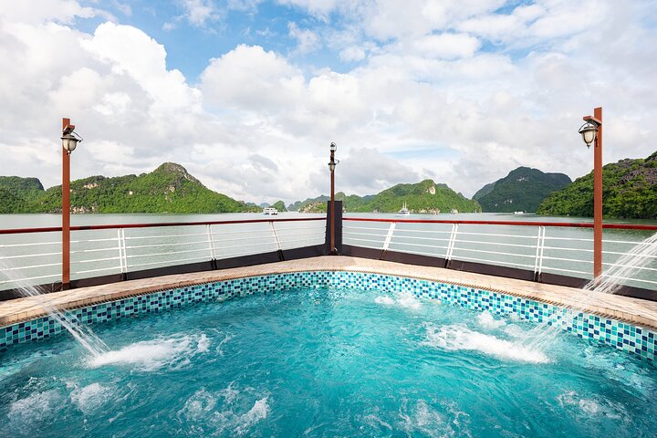 Amanda Cruise Luxury Halong Bay and Lan Ha Bay 2 Days Tour