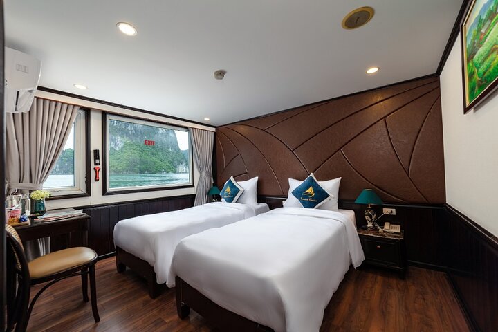 Amanda Cruise - Luxury Unique Halong Bay Cruise (2D1N Tour)