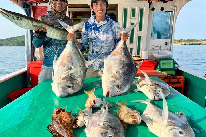 Amazing Phu Quoc 1Day Fishing Tour