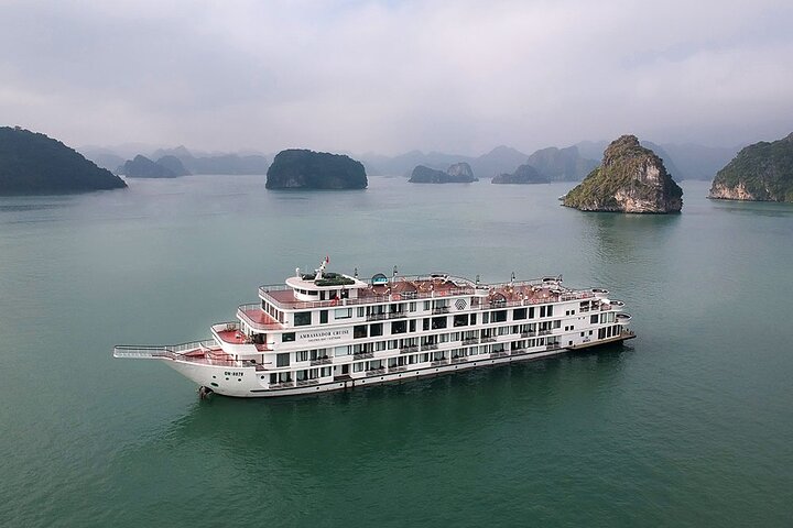 Ambassador Cruise - Heritage Ambassador in Halong Bay (2D1N)