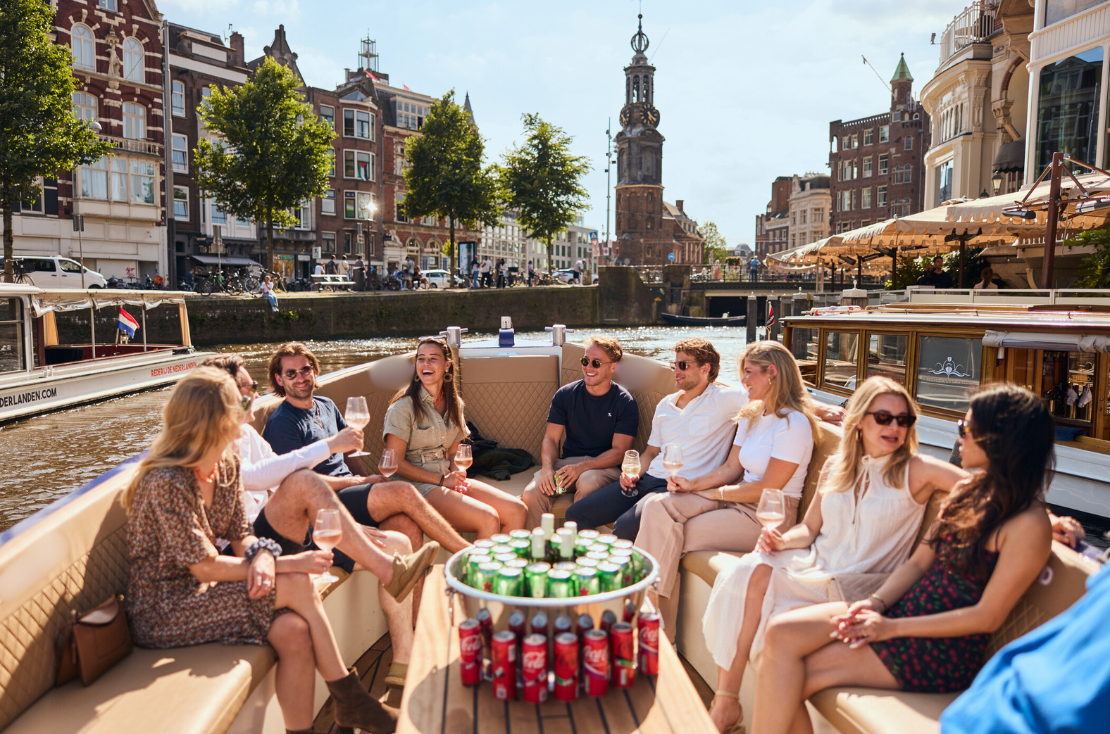 Amsterdam walking tour with canal cruise