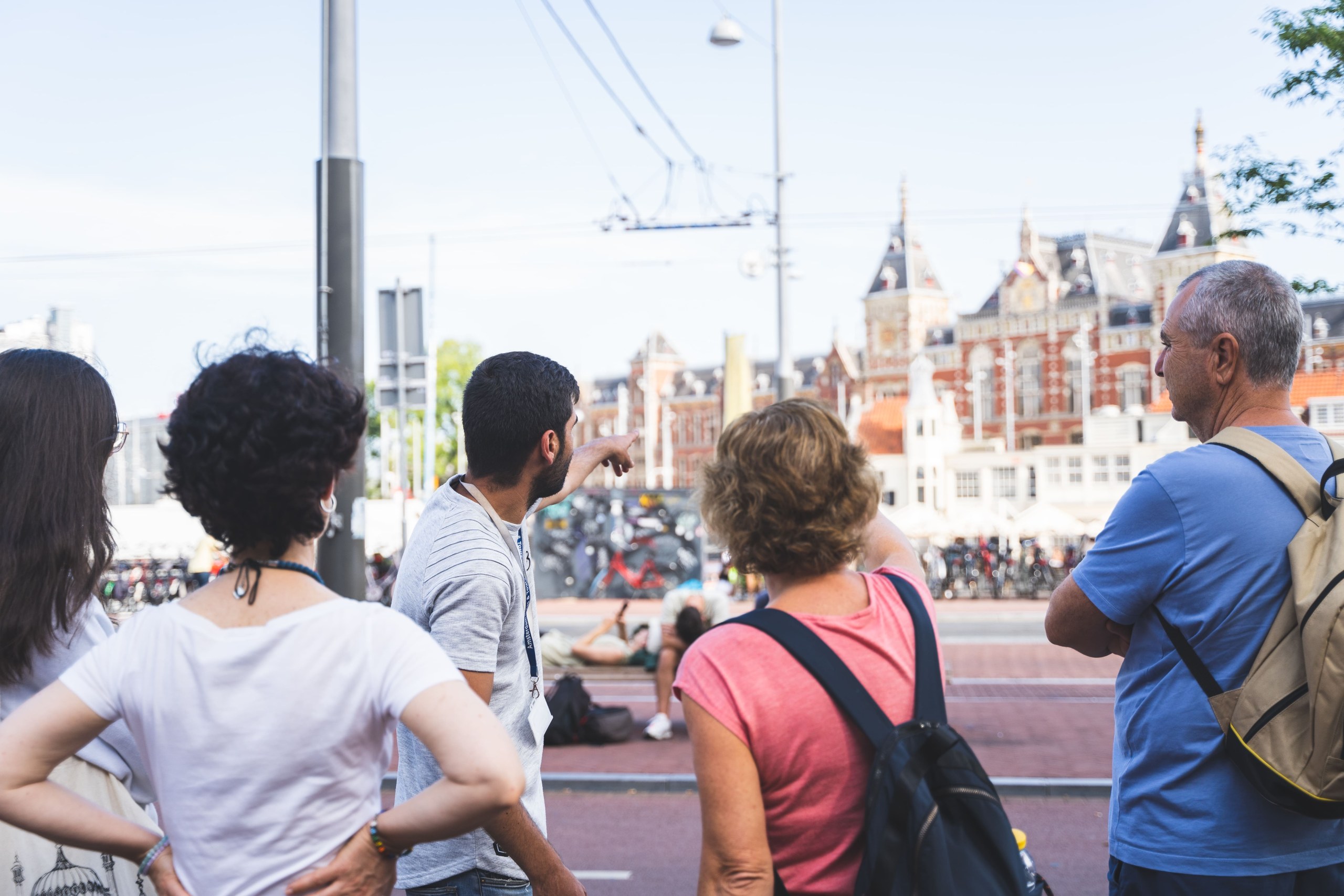 Amsterdam walking tour with canal cruise