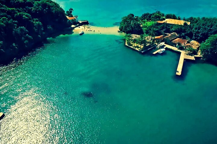 Angra dos Reis: Ilhas Paradisíacas Speeadboat Tour