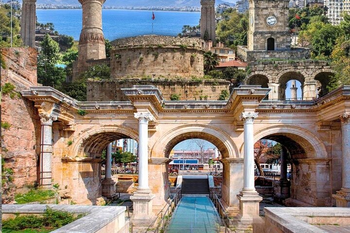 Antalya City Tour with Waterfalls, Boat Tour and Old Town Visit