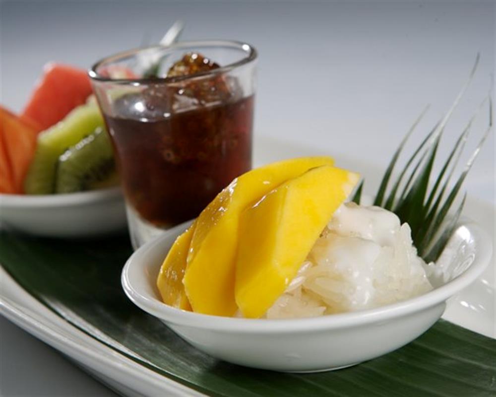 Apsara Fine Dining Cruise: Gourmet Dining on the Water