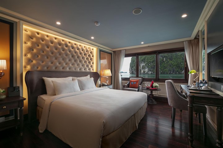 Athena Luxury Cruise - Overnight 5 Star Cruise in Halong Bay