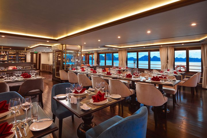 Athena Luxury Cruise - Overnight 5 Star Cruise in Halong Bay