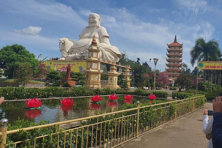 Full Day Small Group Guided Tour in Mekong Delta